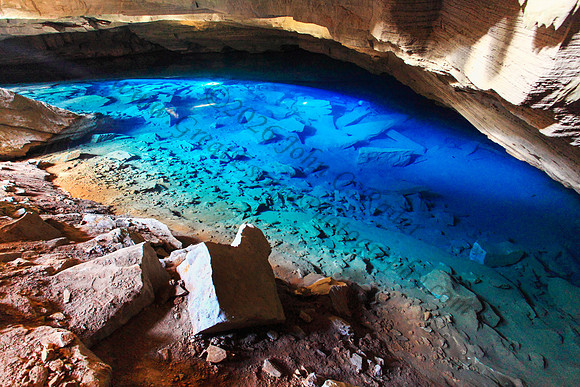 Chapada Diamantina National Park, Parque Nacional da Chapada Diamantina, Bahia, Brazil, Lencois, plateau, altiplano, Poco Azul, Poco Encantado