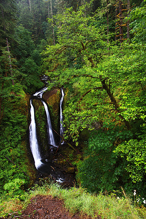 Triple Falls located in Columbia River Gorge, Oregon, waterfall