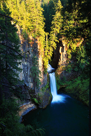 Toketee Falls in Umpqua National Forest, Oregon