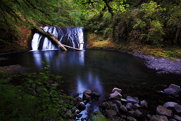 Lower North Falls, located in Silver Springs State Park, Oregon